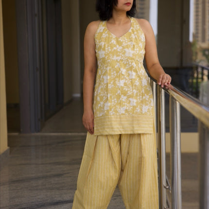 Sunveil Printed Kurta Set With Dupatta