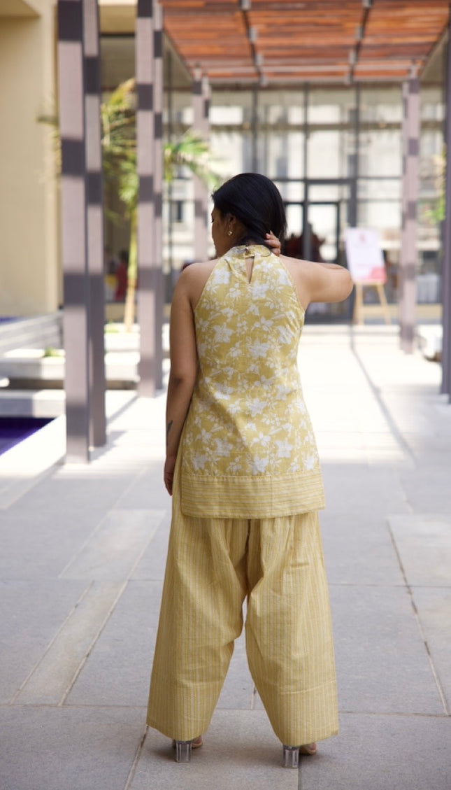 Sunveil Printed Kurta Set With Dupatta